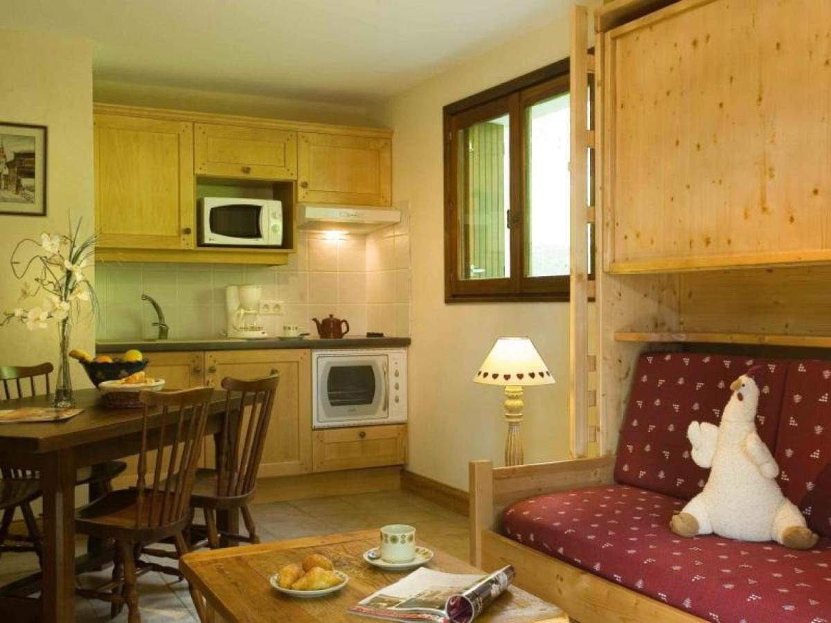 Charmant Studio Montagnard Avec Acces Bien-Etre, Proche Des Pistes De Ski Au Grand-Bornand - Fr-1-467-35 Apartment Le Grand-Bornand